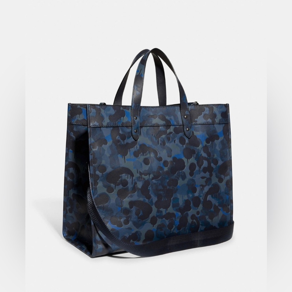 New Coach Field Tote 40 With Camo Print - Picture 7 of 8